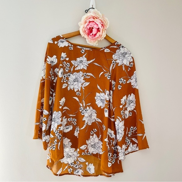 Papermoon Tops - Paper Moon Stitch Fix Floral Top Medium Chestnut Brown Neutral
